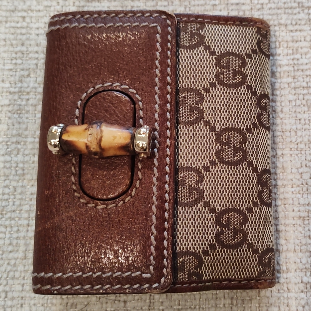 Vintage Gucci Women's Clasp Wallet Bi-Fold Brown / Beige Leather w/ Change Purse
